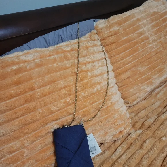 A New Day Cellphone Crossbody Bag With Gold Chain - Picture 7 of 7